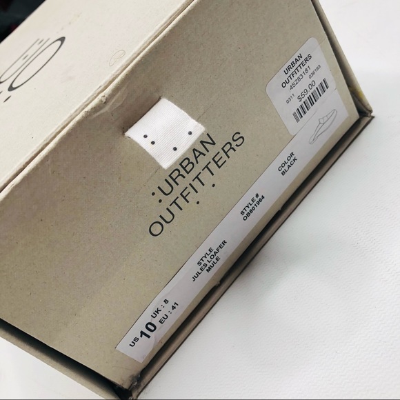 Urban Outfitters Leather Jules Loafer Mule in Black
Min Wear Sz 10 fits like 9 - Picture 7 of 9